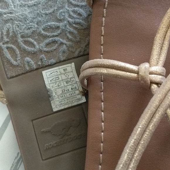 ***SOLD***Bundle flip flops - Picture 2 of 4